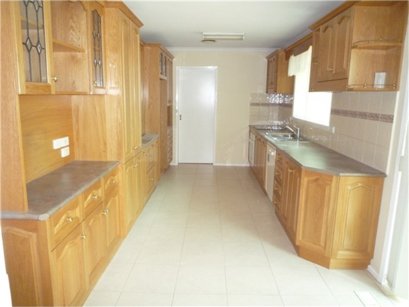 191 Centenary Ave, Melton VIC 3337