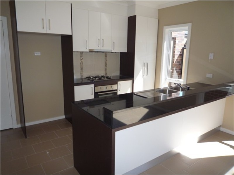 3 / 16 Marlo Drive, Melton West VIC 3337