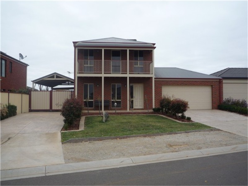 29 Carlyon Place, Melton West VIC 3337