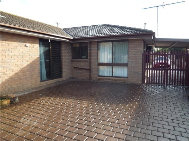 63 Carina Drive, Melton VIC 3337