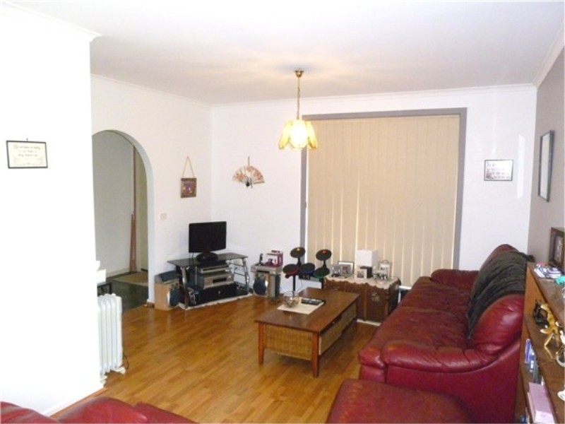 13 Prior Court, Brookfield VIC 3338