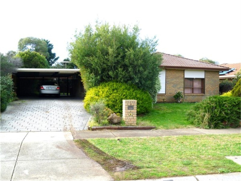 10 Winfield Drive, Kurunjang VIC 3337