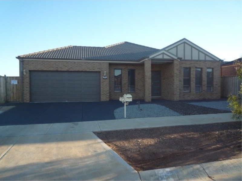 3 Anouk Way, Melton West VIC 3337