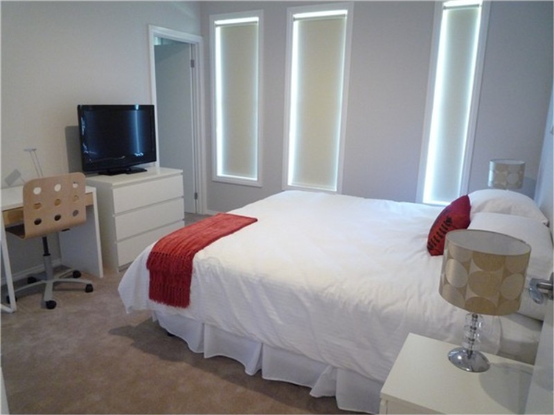 33 Walhalla Drive, Melton VIC 3337