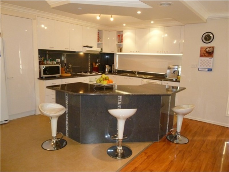 21 Kurunjang Drive, Kurunjang VIC 3337