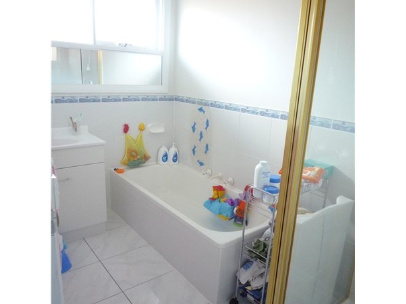 29 Bernard Drive, Melton South VIC 3338