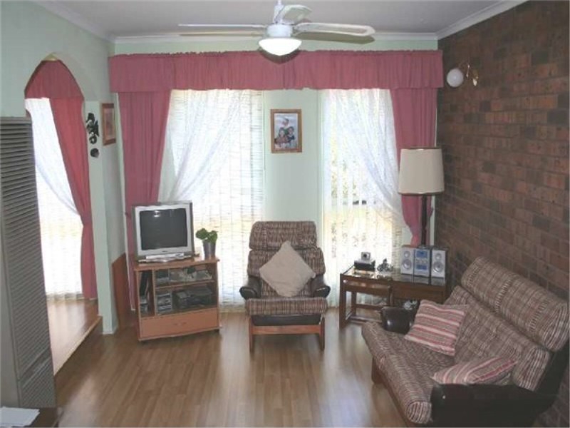 25 Oldershaw Road, Melton VIC 3337