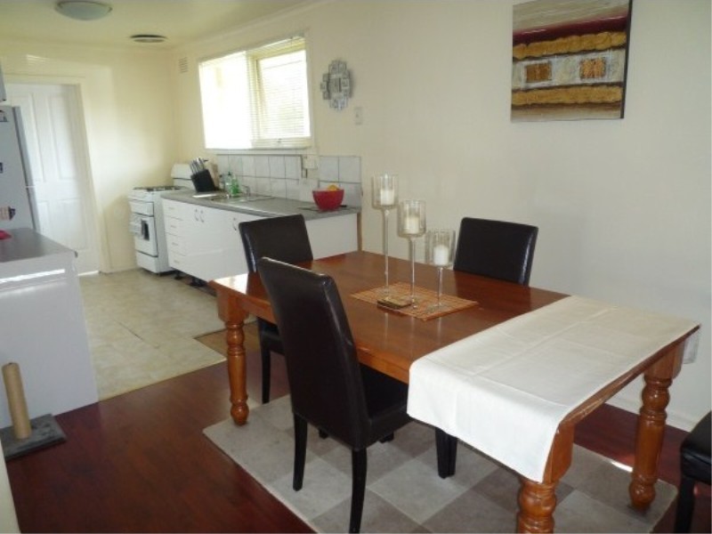 5 Alkemade Drive, Melton VIC 3337