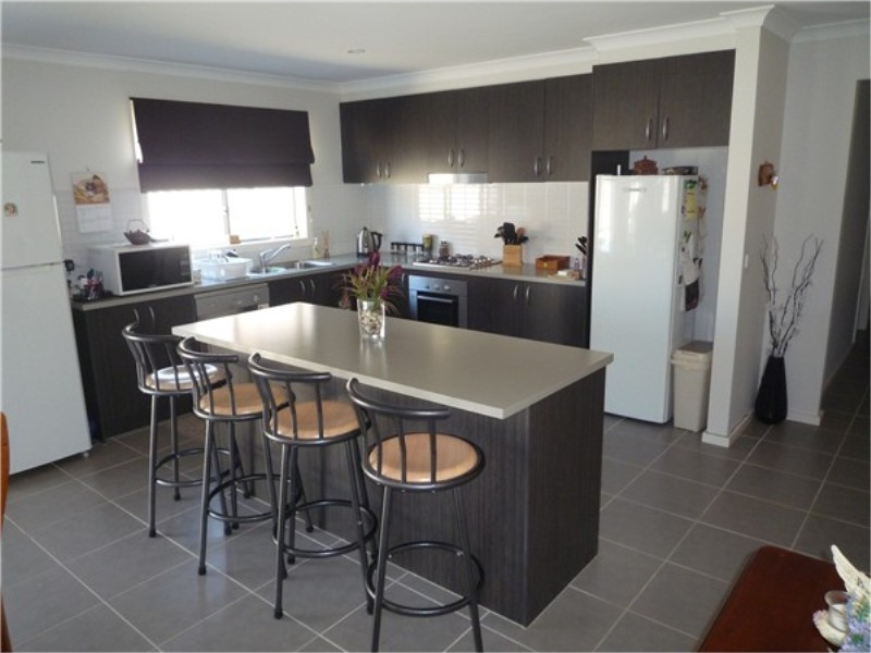 30 Marlo Drive, Melton West VIC 3337