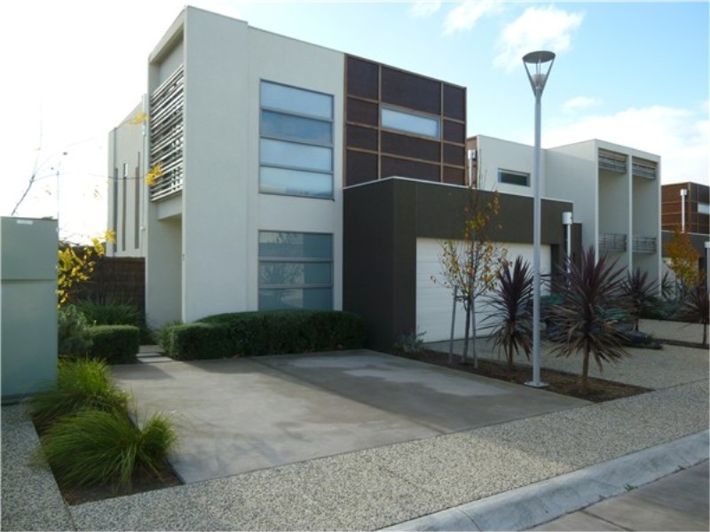 1 / 1-5 The Close, Caroline Springs VIC 3023