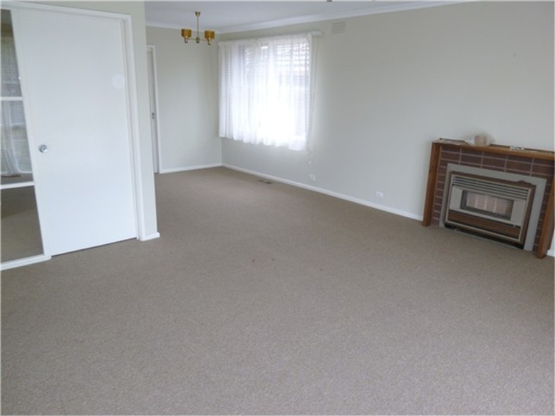 73 Barries Road, Melton VIC 3337