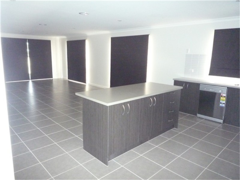 30 Marlo Drive, Melton West VIC 3337