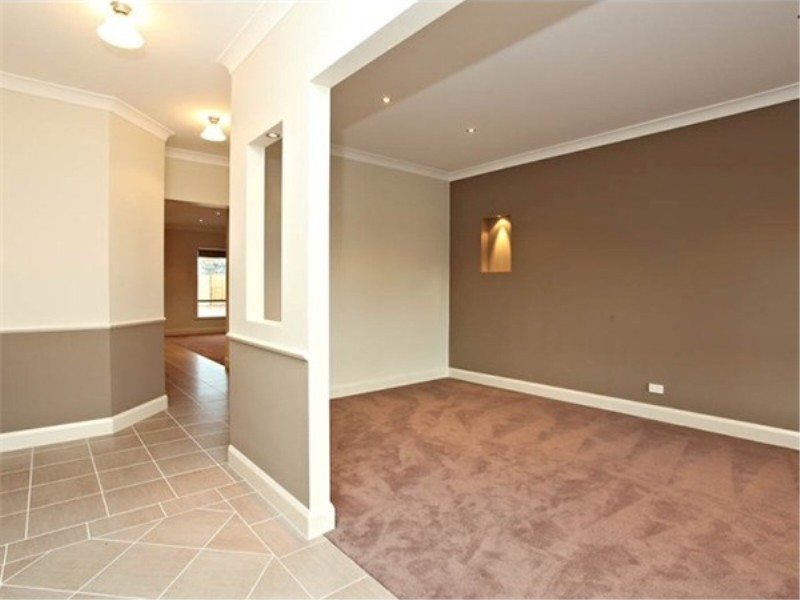 30 Portman Avenue, Melton West VIC 3337