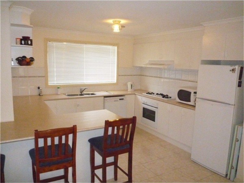 25 Dunvegan Drive, Kurunjang VIC 3337