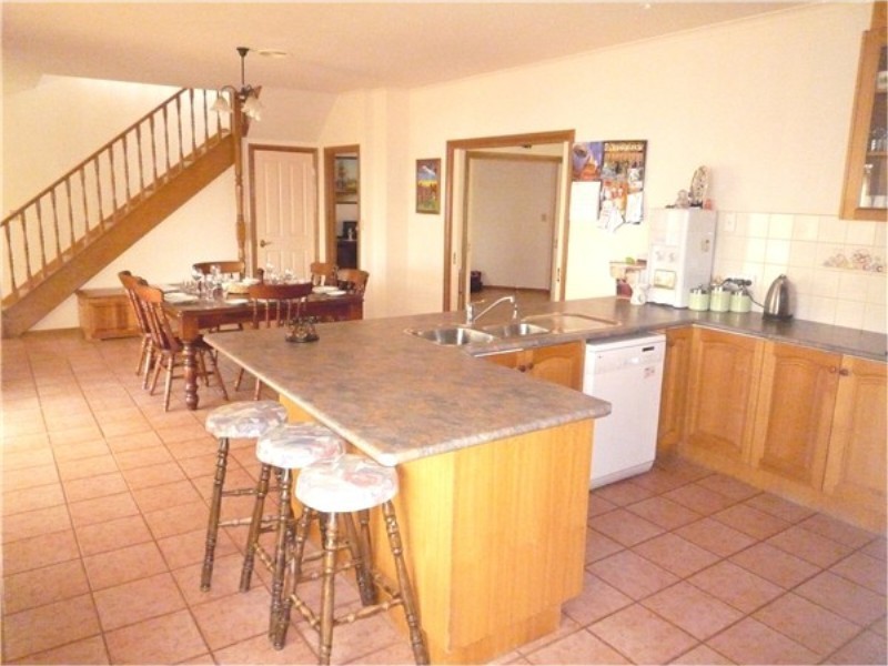 30 John Bathman Drive, Melton West VIC 3337