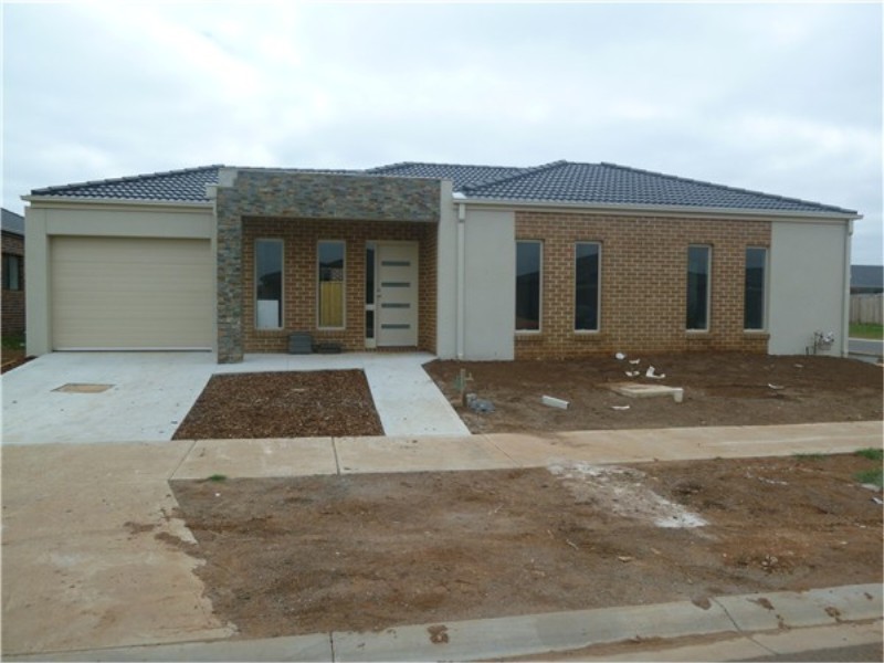 1 / 28 Turpentine Road, Brookfield VIC 3338
