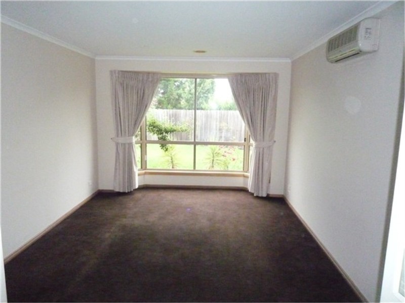 64 Truro Crescent, Keilor Lodge VIC 3038