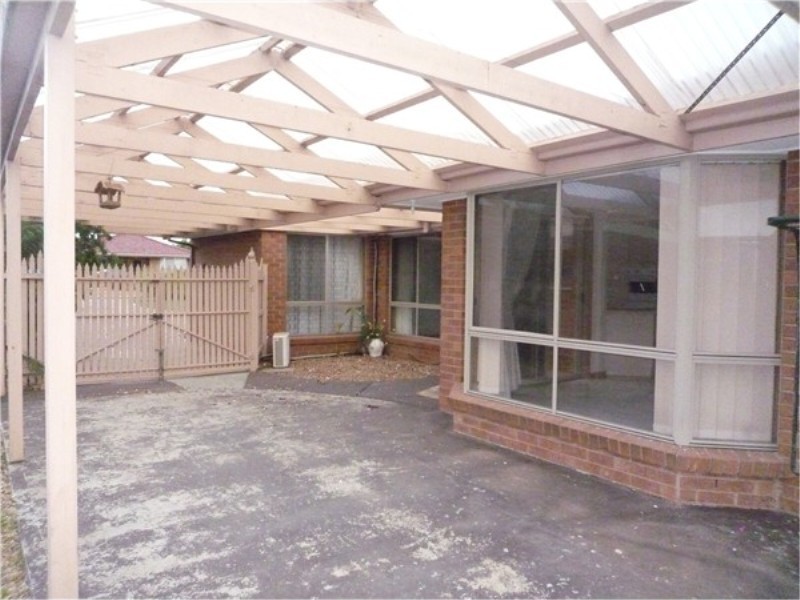 64 Truro Crescent, Keilor Lodge VIC 3038