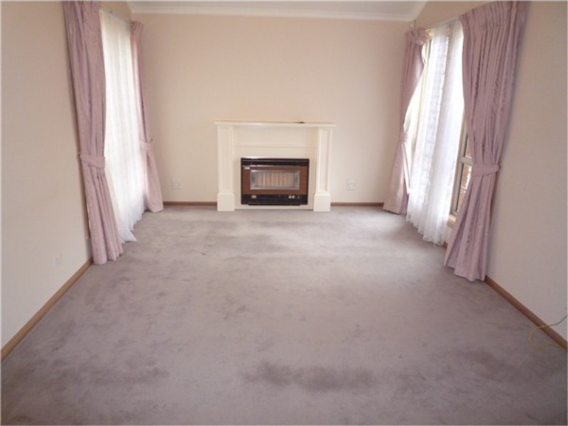 64 Truro Crescent, Keilor Lodge VIC 3038