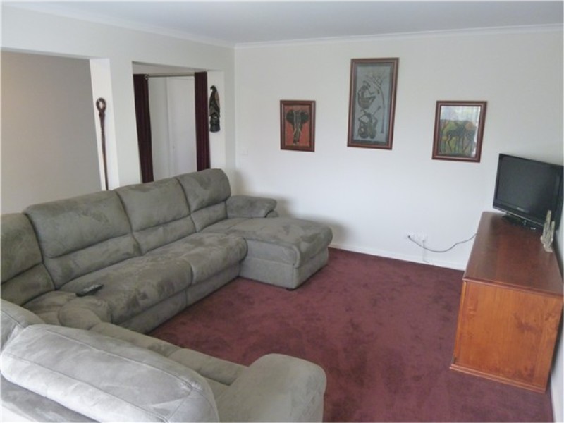 28 Archer Drive, Kurunjang VIC 3337