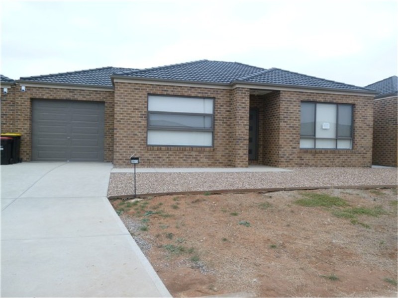 2 / 28 Stringybark Avenue, Brookfield VIC 3338