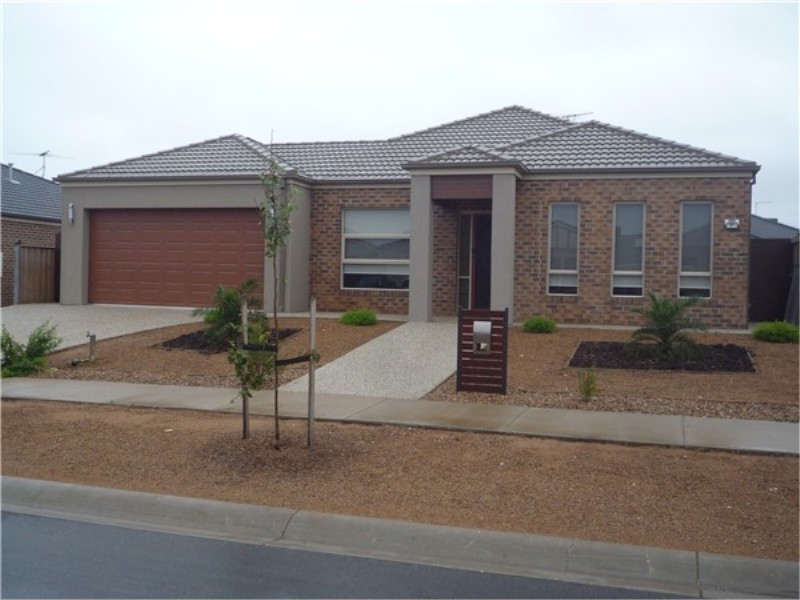 51 Gallery Avenue, Melton West VIC 3337
