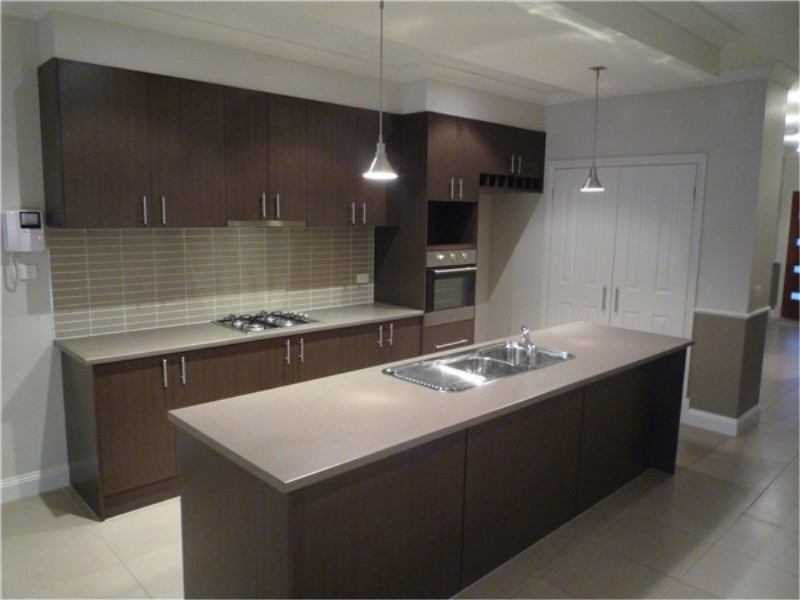 51 Gallery Avenue, Melton West VIC 3337