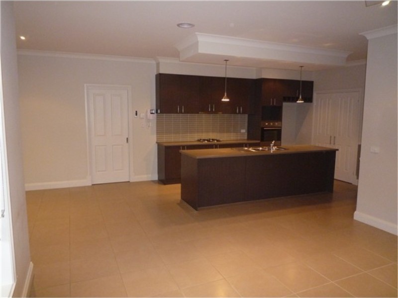 51 Gallery Avenue, Melton West VIC 3337