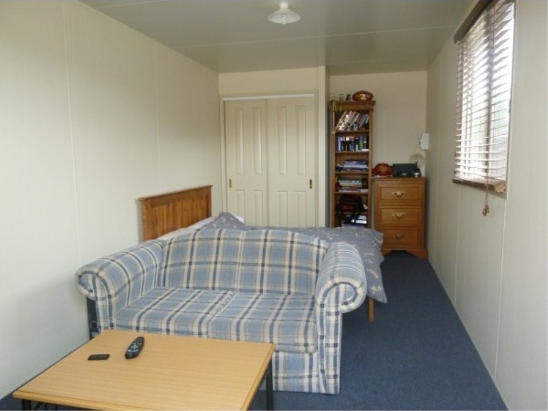 2 Strachan Place, Melton South VIC 3338
