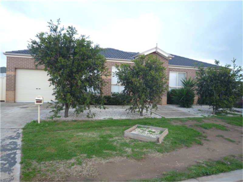 1 / 1 Heather Court, Kurunjang VIC 3337