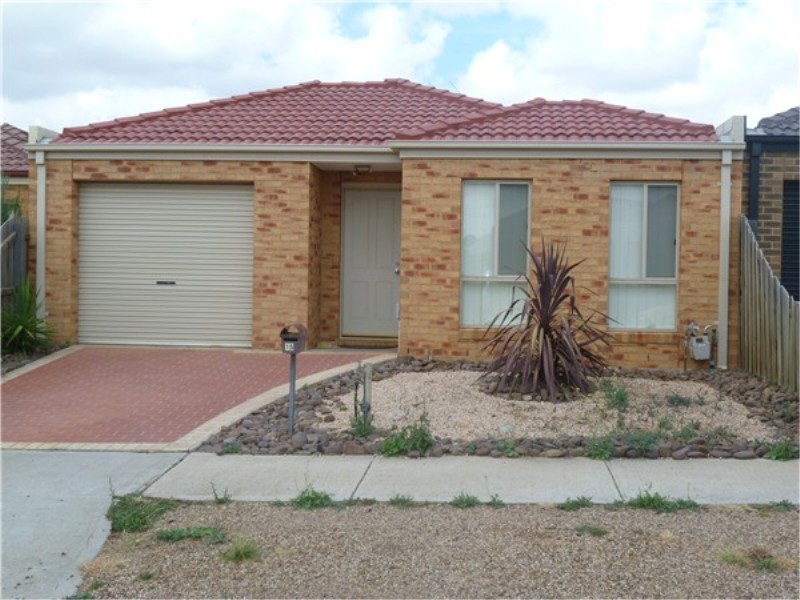 15 Caitlyn Drive, Melton West VIC 3337