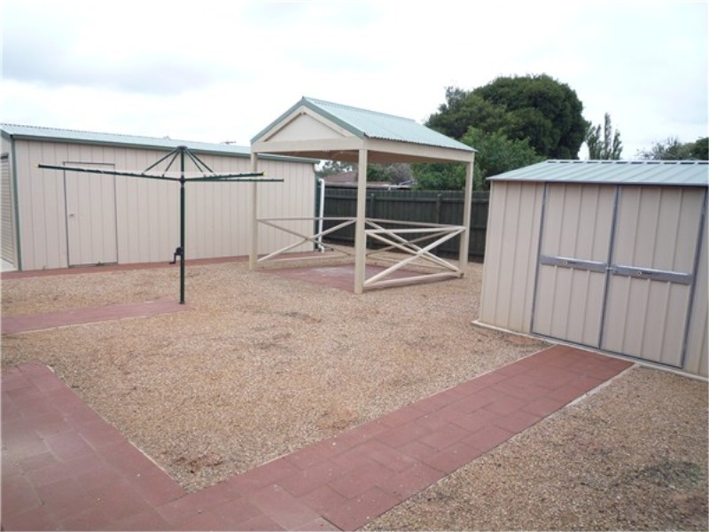 7 Frobisher Street, Melton VIC 3337