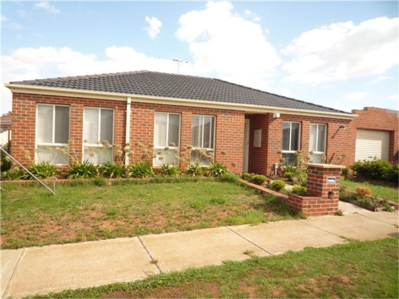 1 Ella court, Kurunjang VIC 3337