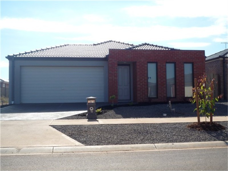 14 Turpentine Road, Brookfield VIC 3338
