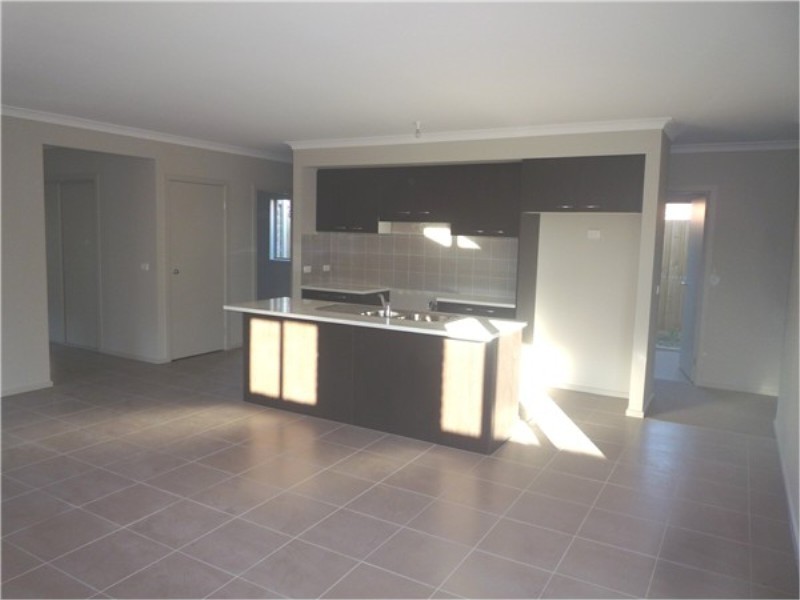 52 Faircroft Drive, Brookfield VIC 3338