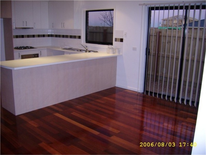 13 Garnet Way, Taylors Hill VIC 3037