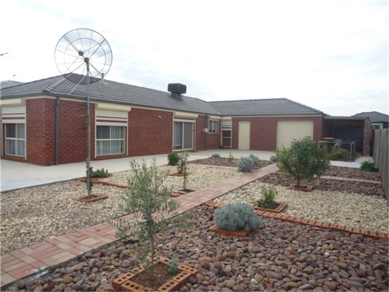 10 Sirius Way, Kurunjang VIC 3337