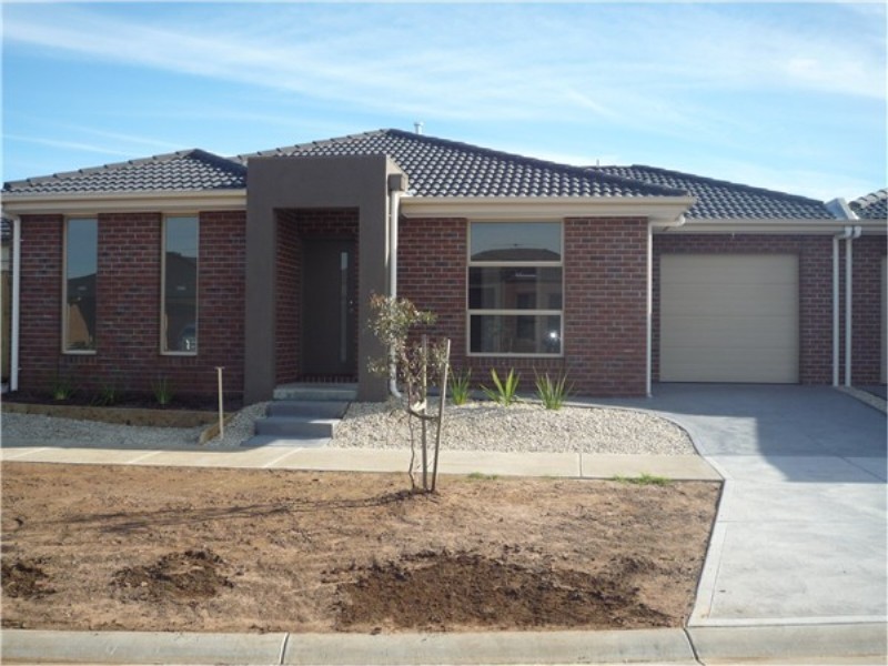 19 Leuca Avenue, Brookfield VIC 3338