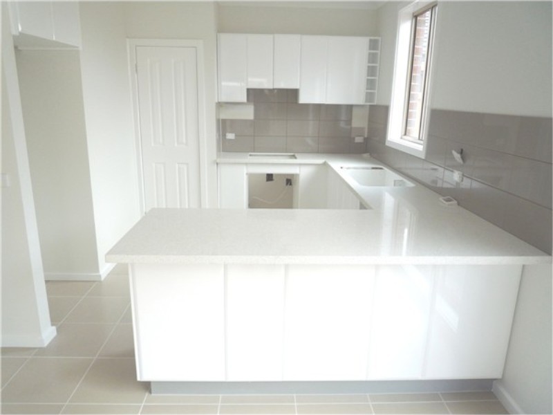 19 Leuca Avenue, Brookfield VIC 3338