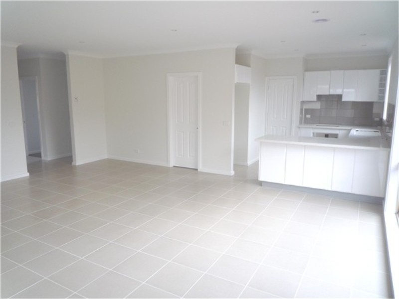 19 Leuca Avenue, Brookfield VIC 3338