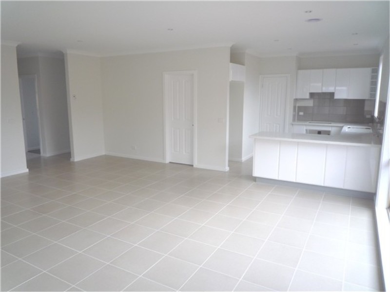 21 Leuca Avenue, Brookfield VIC 3338