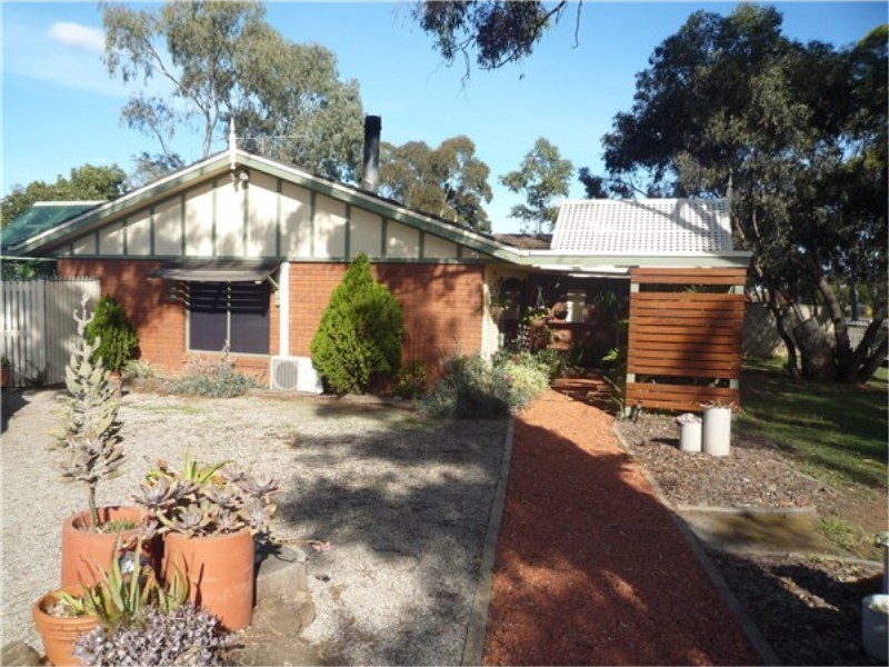 234 Bulmans Road, Melton West VIC 3337