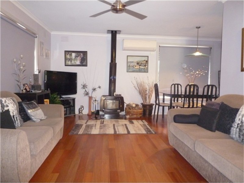 234 Bulmans Road, Melton West VIC 3337