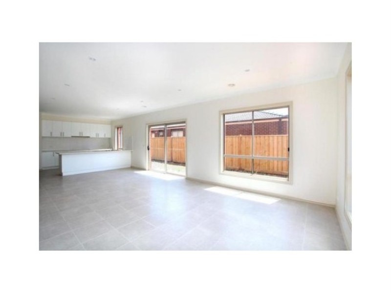 17 Pittos Avenue, Brookfield VIC 3338