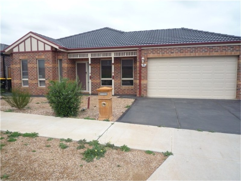 65 Gallery Avenue, Melton West VIC 3337