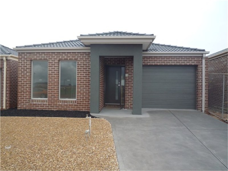 32 Pittos Avenue, Brookfield VIC 3338