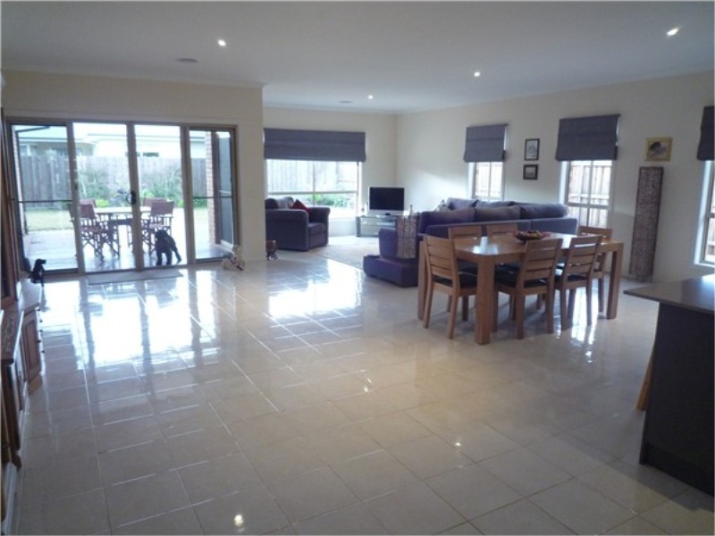 7 Kevington Drive, Eynesbury VIC 3338