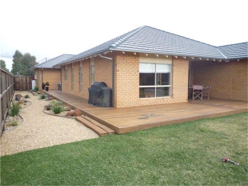 7 Kevington Drive, Eynesbury VIC 3338