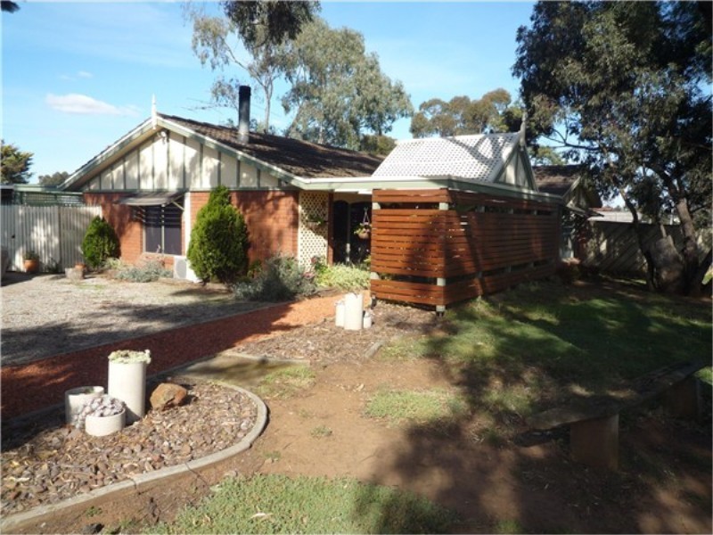 234 Bulmans Road, Melton West VIC 3337