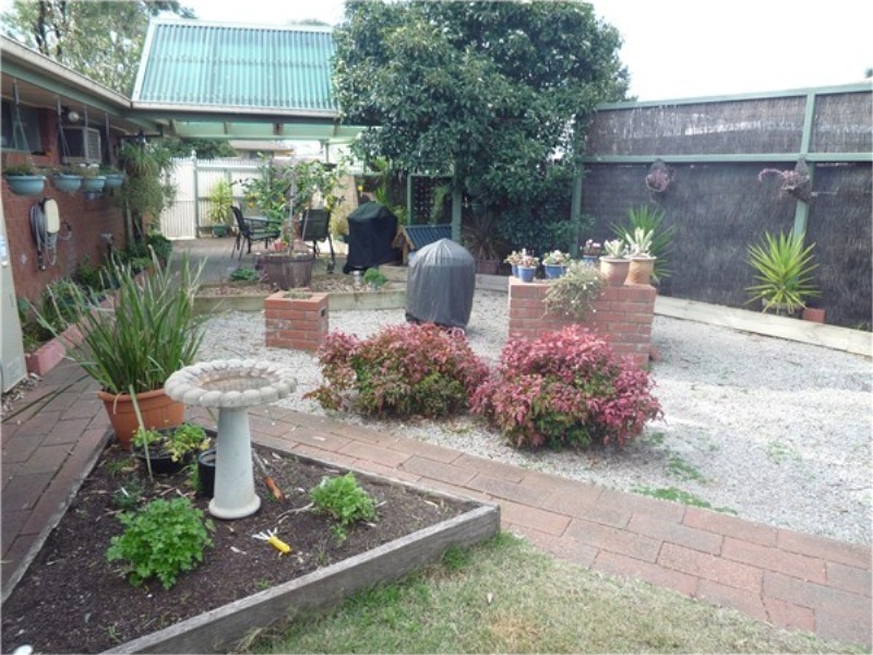 234 Bulmans Road, Melton West VIC 3337